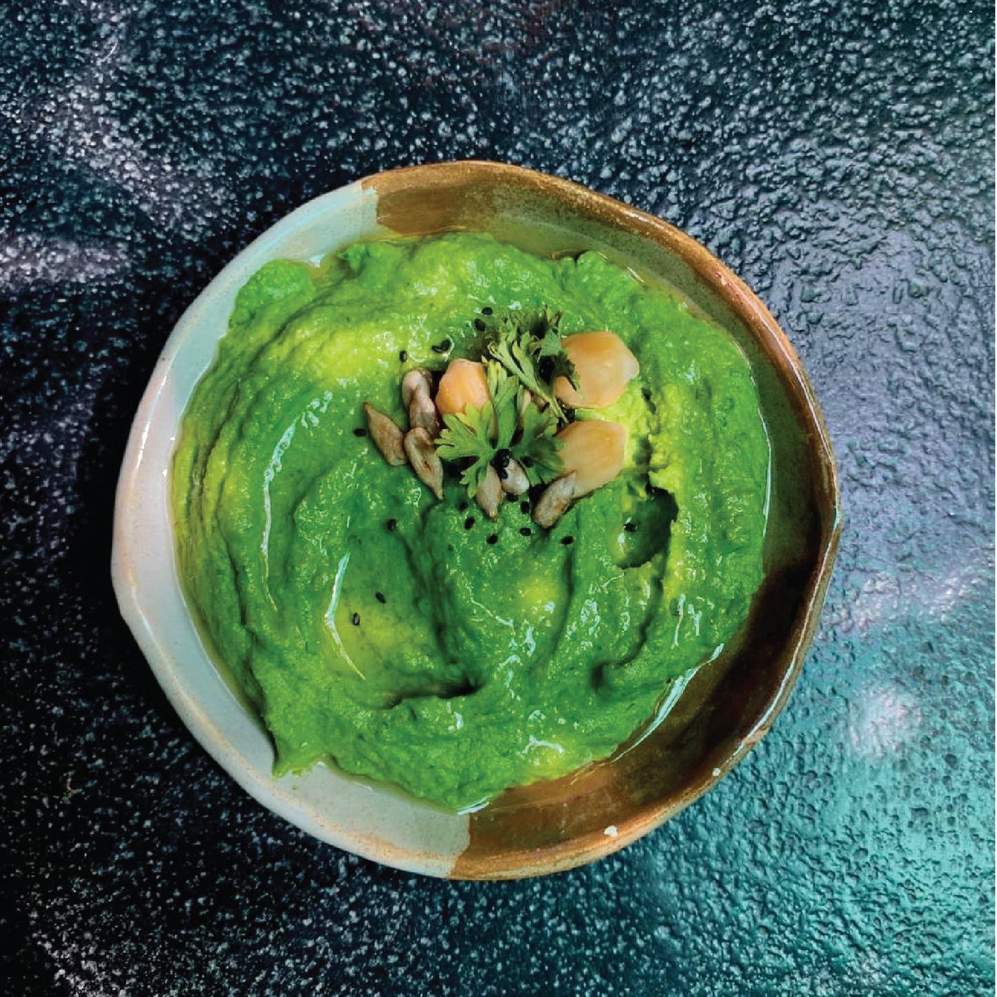 Spinach & Parsley Hummus